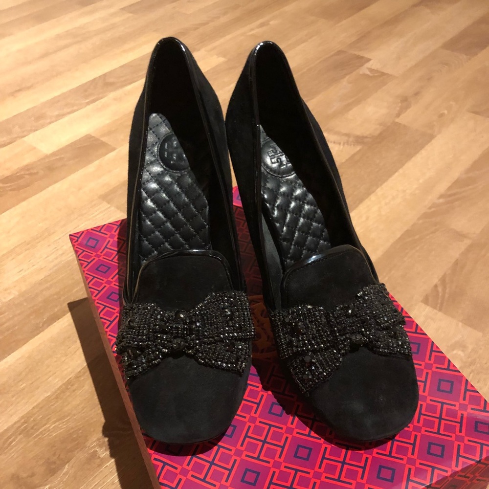 Tory Burch Carissa Embellished Bow Pump